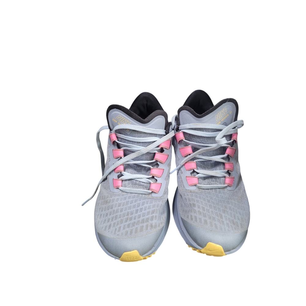 Nike Air Zoom Pegasus 37 Women's Running Shoes  - Size 6